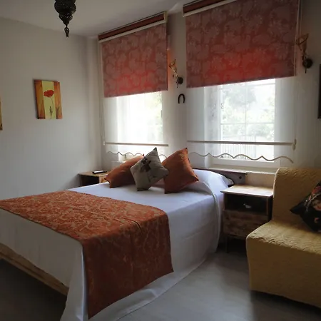 Oda ve Kahvaltı Cassiopeia 3*