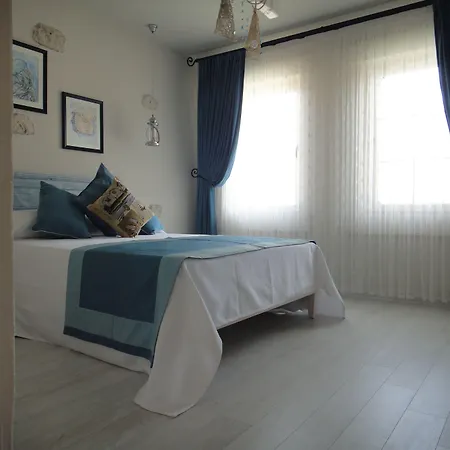 Cassiopeia Bed & Breakfast Alacati