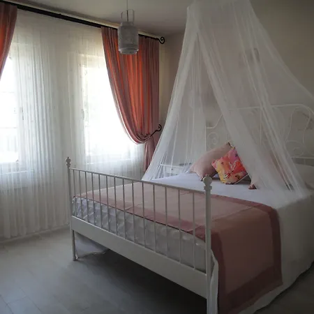 Cassiopeia Bed & Breakfast