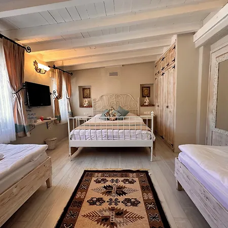 Cassiopeia Bed & Breakfast 3*