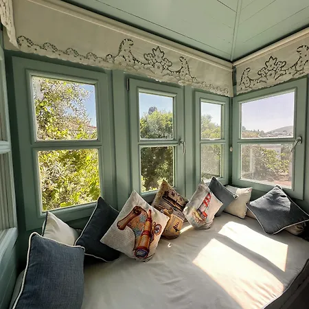 Cassiopeia Bed & Breakfast 3*