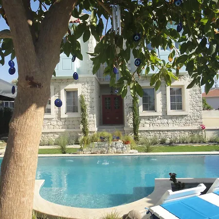 Cassiopeia Bed & Breakfast Alacati