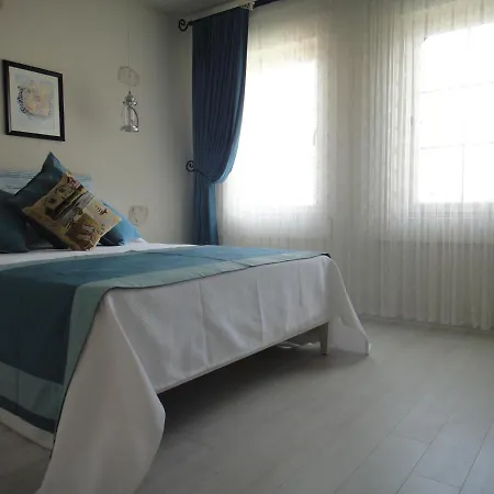 Cassiopeia Bed & Breakfast Alacati